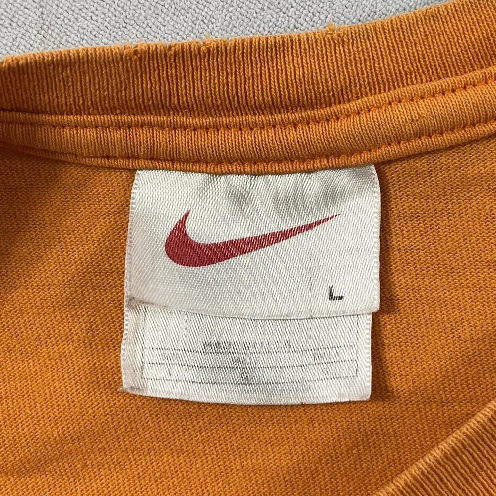 Vintage Nike T Shirt Men Large‎ Orange Embroidered Small Spell Out USA 90s